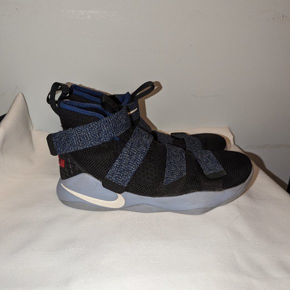 Nike Lebron Zoom Soldier 11 Glacier Grey - Picture 1 of 6